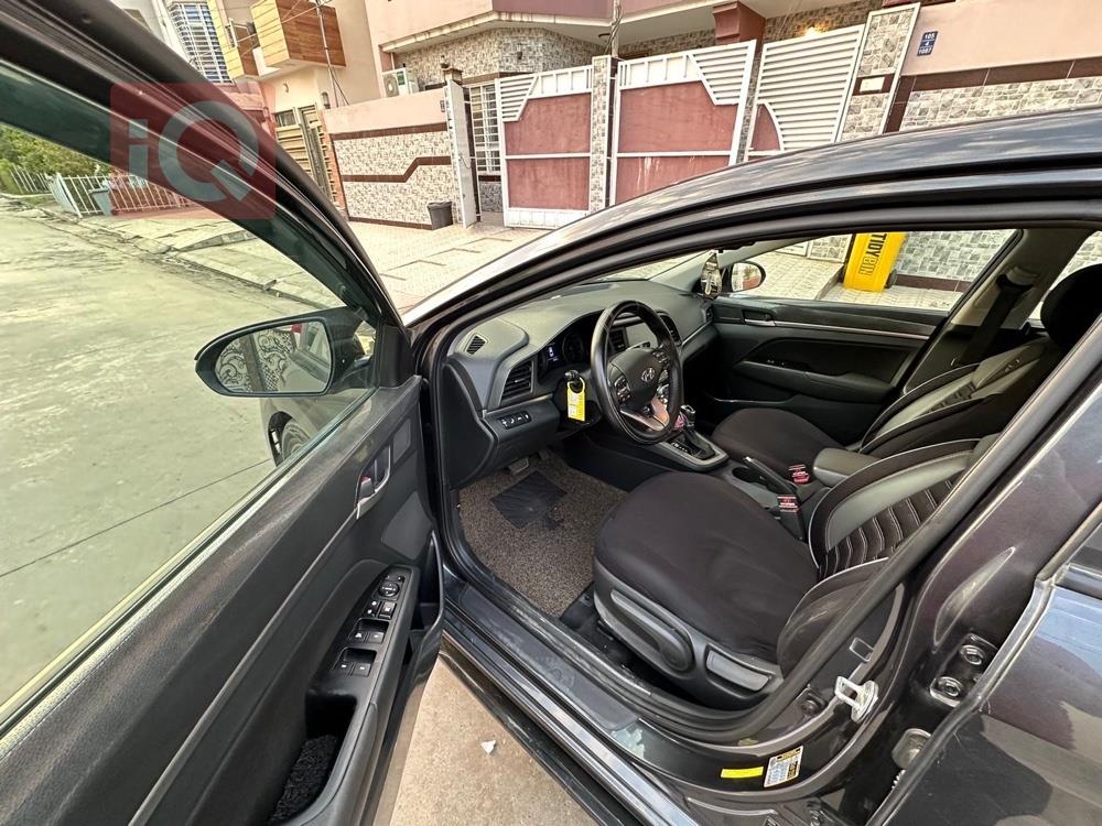 هيونداي النترا